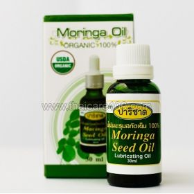 Organic100% Moringa oil is cold-pressed